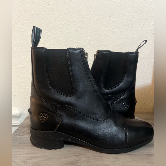 Ariat Shoes - Ariat Women's Heritage IV Zip Paddock Boots, Black, Size 8M, Great Condition